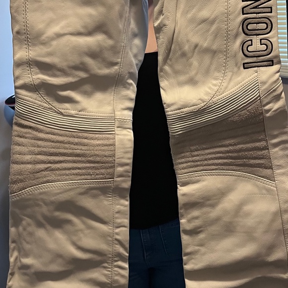 Icon Moto Leathers Jacket and Pants XS NWT - Picture 9 of 9